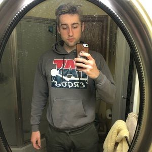 Meet your Posher, Jonathan